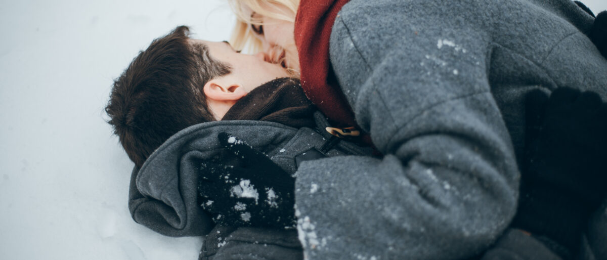 Désir, saisons et rythmes biologiques : pourquoi l’hiver peut être chaud